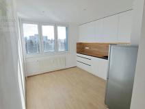 Pronájem bytu 1+1, Ostrava, Varenská, 35 m2