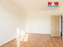 Prodej bytu 2+kk, Karviná - Hranice, Čsl. armády, 37 m2