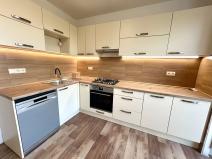 Pronájem bytu 3+1, Pardubice, 72 m2