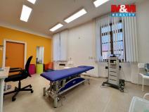 Pronájem obchodního prostoru, Ledeč nad Sázavou, Husovo náměstí, 62 m2