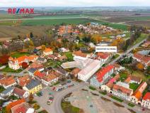 Prodej komerční nemovitosti, Dašice, náměstí T. G. Masaryka, 2490 m2