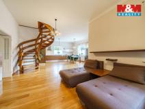 Prodej rodinného domu, Karlovy Vary - Hůrky, Motýlí, 244 m2