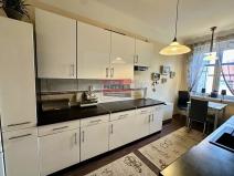 Prodej podílu rodinného domu, Praha - Hloubětín, Poděbradská, 645 m2