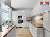 Prodej rodinného domu, Horní Blatná, Vančurova, 230 m2