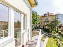 Pronájem bytu 2+1, Praha - Smíchov, Podbělohorská, 41 m2