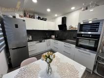 Prodej bytu 4+kk, Ostrava, Nádražní, 82 m2