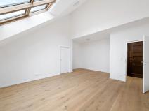 Prodej bytu 2+kk, Praha - Holešovice, Veverkova, 51 m2