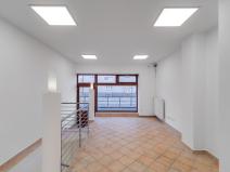 Pronájem obchodního prostoru, Ostrava - Mariánské Hory, 28. října, 83 m2