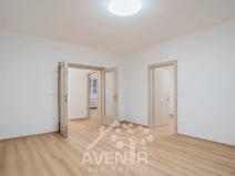Pronájem bytu 3+1, Zlín, Benešovo nábřeží, 72 m2