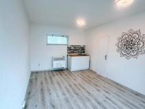 Pronájem obchodního prostoru, Plzeň, Mánesova, 17 m2