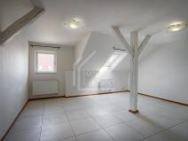 Pronájem bytu 2+kk, Praha - Holešovice, Komunardů, 48 m2