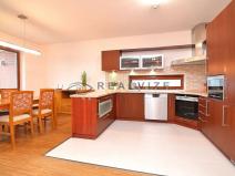 Pronájem bytu 3+kk, České Budějovice, Pasovská, 84 m2