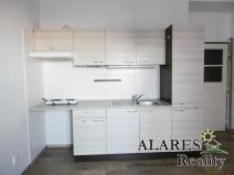 Pronájem bytu 1+kk, Praha - Smíchov, Křížová, 28 m2