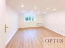Pronájem bytu 1+kk, Praha - Podolí, Levá, 25 m2