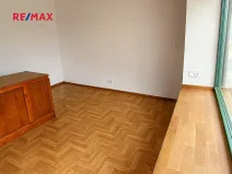 Pronájem obchodního prostoru, Jesenice, Budějovická, 39 m2