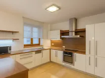 Pronájem rodinného domu, Praha, 145 m2