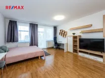 Pronájem bytu 1+kk, Praha - Suchdol, Internacionální, 41 m2