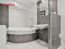 Prodej bytu 2+kk, Praha - Podolí, Podolská, 44 m2