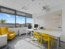 Pronájem kanceláře, Praha - Holešovice, U garáží, 158 m2