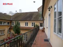 Pronájem kanceláře, Praha - Malá Strana, Karmelitská, 27 m2