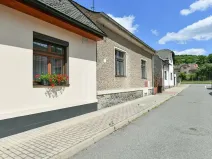 Prodej rodinného domu, Beroun, Myslbekova, 79 m2