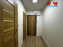 Pronájem bytu 1+kk, Praha - Modřany, Platónova, 30 m2
