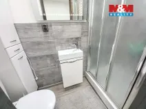 Pronájem bytu 1+1, Karlovy Vary - Dvory, 28 m2
