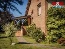 Prodej rodinného domu, Týnec nad Labem - Vinařice, 300 m2