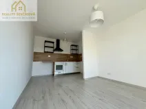 Pronájem bytu 1+kk, Hrochův Týnec, Nádražní, 28 m2