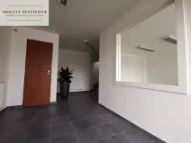 Pronájem obchodního prostoru, Hradec Králové, Vlčkovická, 700 m2