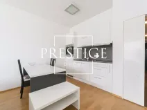 Pronájem bytu 1+kk, Praha - Smíchov, Švédská, 48 m2