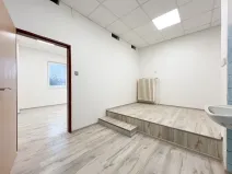 Pronájem obchodního prostoru, Kopřivnice, Nové náměstí, 60 m2