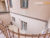 Pronájem bytu 2+kk, Praha - Bubeneč, Eliášova, 55 m2