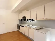 Pronájem kanceláře, Praha - Smíchov, Štefánikova, 63 m2