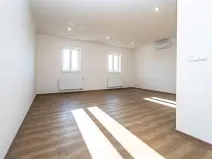 Pronájem bytu 1+kk, Praha - Nové Město, Lípová, 48 m2