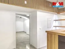 Prodej obchodního prostoru, Praha, Víta Nejedlého, 72 m2