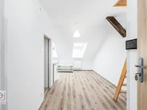 Pronájem bytu 1+kk, České Budějovice, Matice školské, 35 m2
