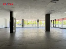 Pronájem obchodního prostoru, Hradec Králové, třída Edvarda Beneše, 220 m2