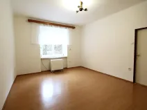Dražba bytu 2+kk, Praha - Břevnov, U kaštanu, 50 m2