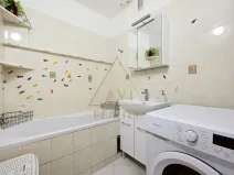 Prodej bytu 3+1, Praha - Prosek, Vysočanská, 74 m2