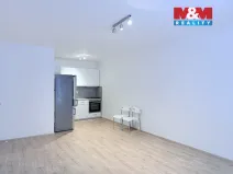 Pronájem bytu 2+kk, Praha - Prosek, Čakovická, 55 m2