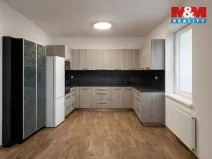 Pronájem rodinného domu, Měník, 150 m2