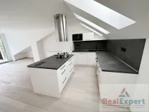 Pronájem bytu 4+kk, Praha - Vršovice, Oblouková, 136 m2