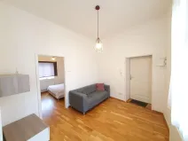 Pronájem bytu 2+kk, Praha - Nové Město, Vyšehradská, 34 m2