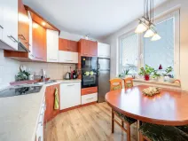 Prodej bytu 3+1, Lásenice, 60 m2