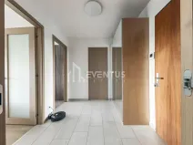 Pronájem bytu 2+kk, Praha - Holešovice, Sanderova, 58 m2