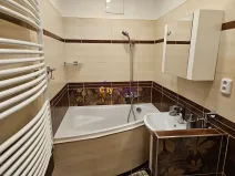 Pronájem bytu 1+kk, Praha - Vršovice, Karpatská, 28 m2