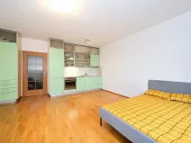 Pronájem bytu 1+kk, Praha - Holešovice, Osadní, 32 m2