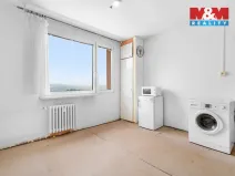 Prodej bytu 1+1, Ústí nad Labem - Severní Terasa, Kmochova, 33 m2