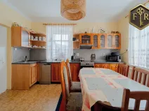 Prodej rodinného domu, Petrovice, 246 m2